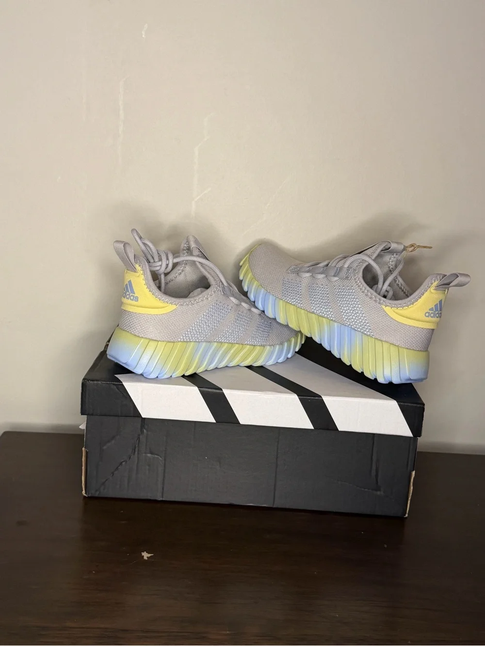 adidas Kaptir Flow